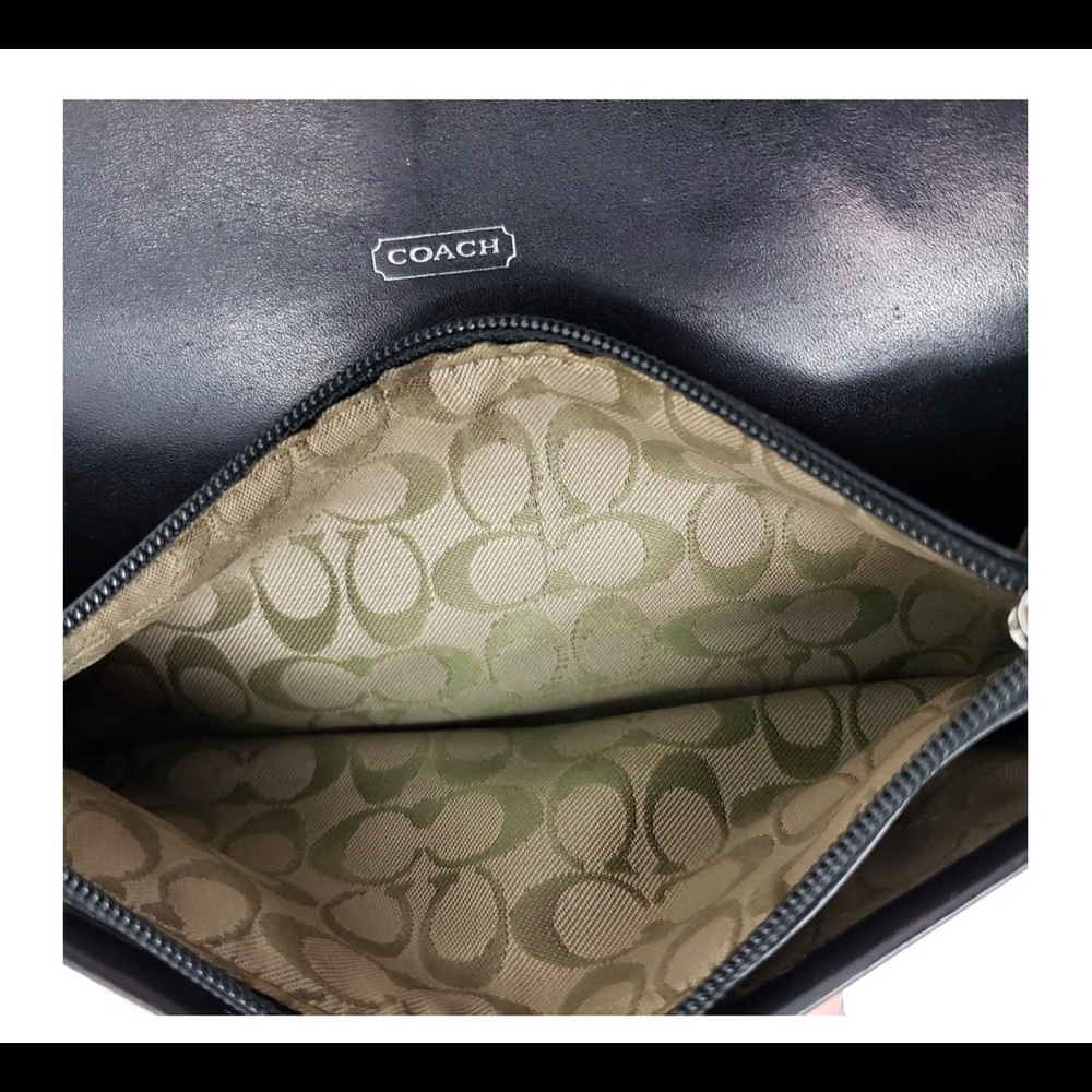 ❗️Final Sale❗️Cute Coach Wallet - Picture 4 of 4